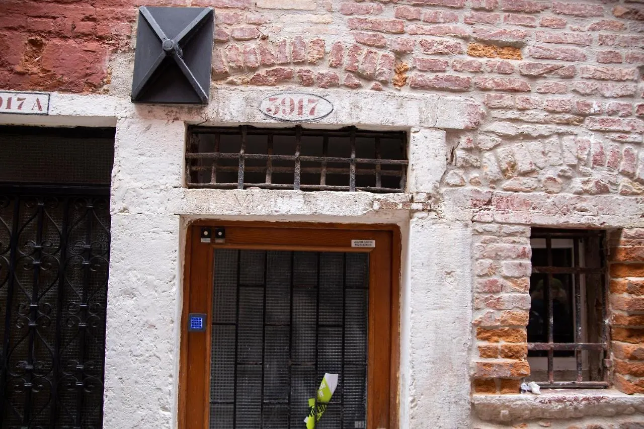 Apartment Ca' Gritti By Venicevillas Italy